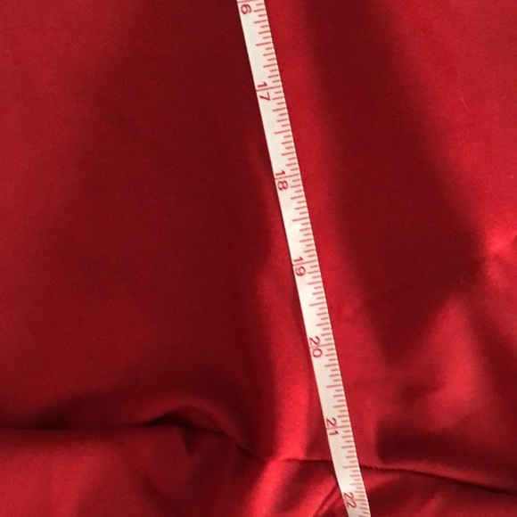 Cherry Red “Chaps” capri pants NWT flat front, side zip. 21.5” inseam - Picture 5 of 6